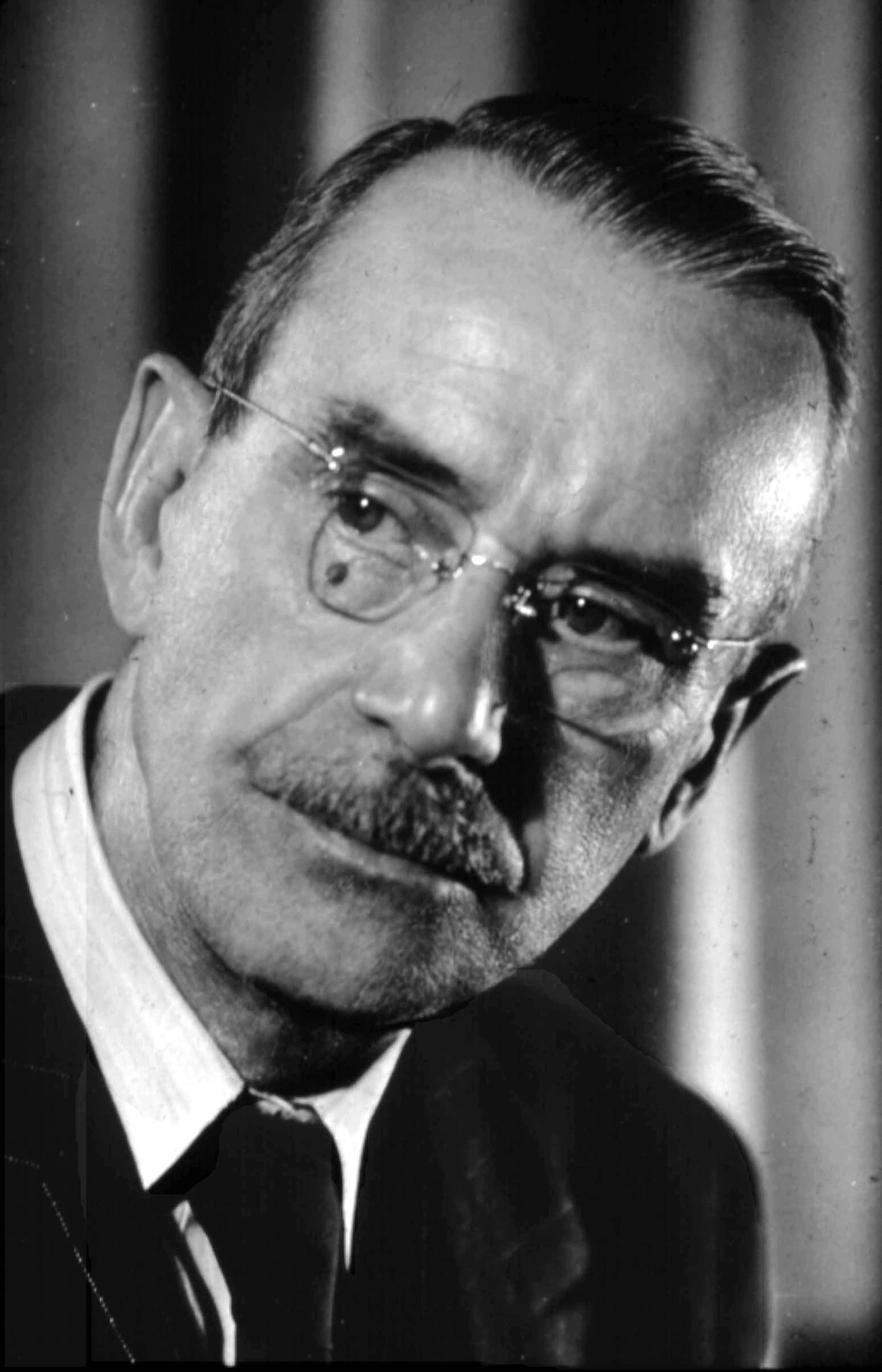 To gallery of Thomas Mann